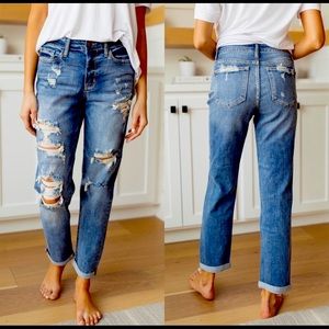 Judy Blue Mid Rise Distressed Boyfriend Jeans